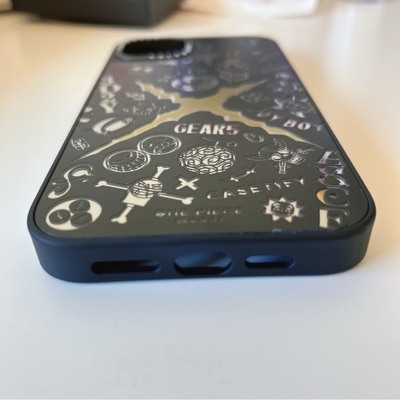 CASETIFY ONE PIECE IPhone 14 Plus Case - Picture 7 of 12